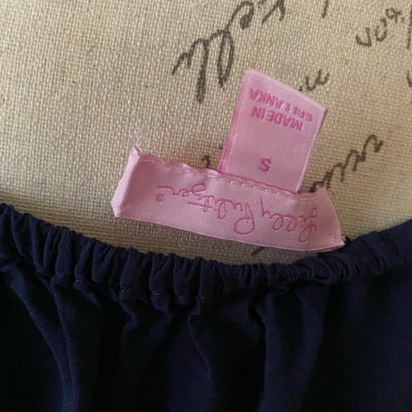 Lilly Pulitzer Navy blue off the shoulder top size small - Picture 6 of 6